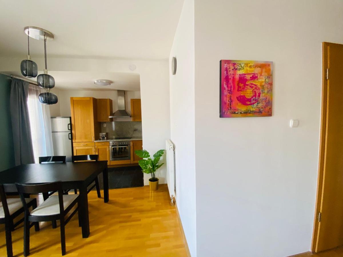 K13 A4.4 Apartment บูดาเปสต์ ภายนอก รูปภาพ