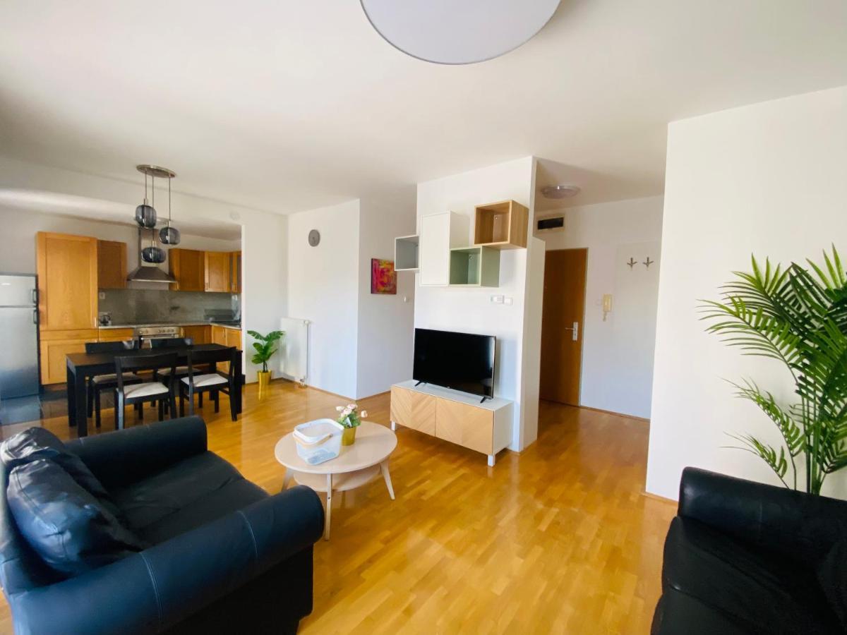 K13 A4.4 Apartment บูดาเปสต์ ภายนอก รูปภาพ