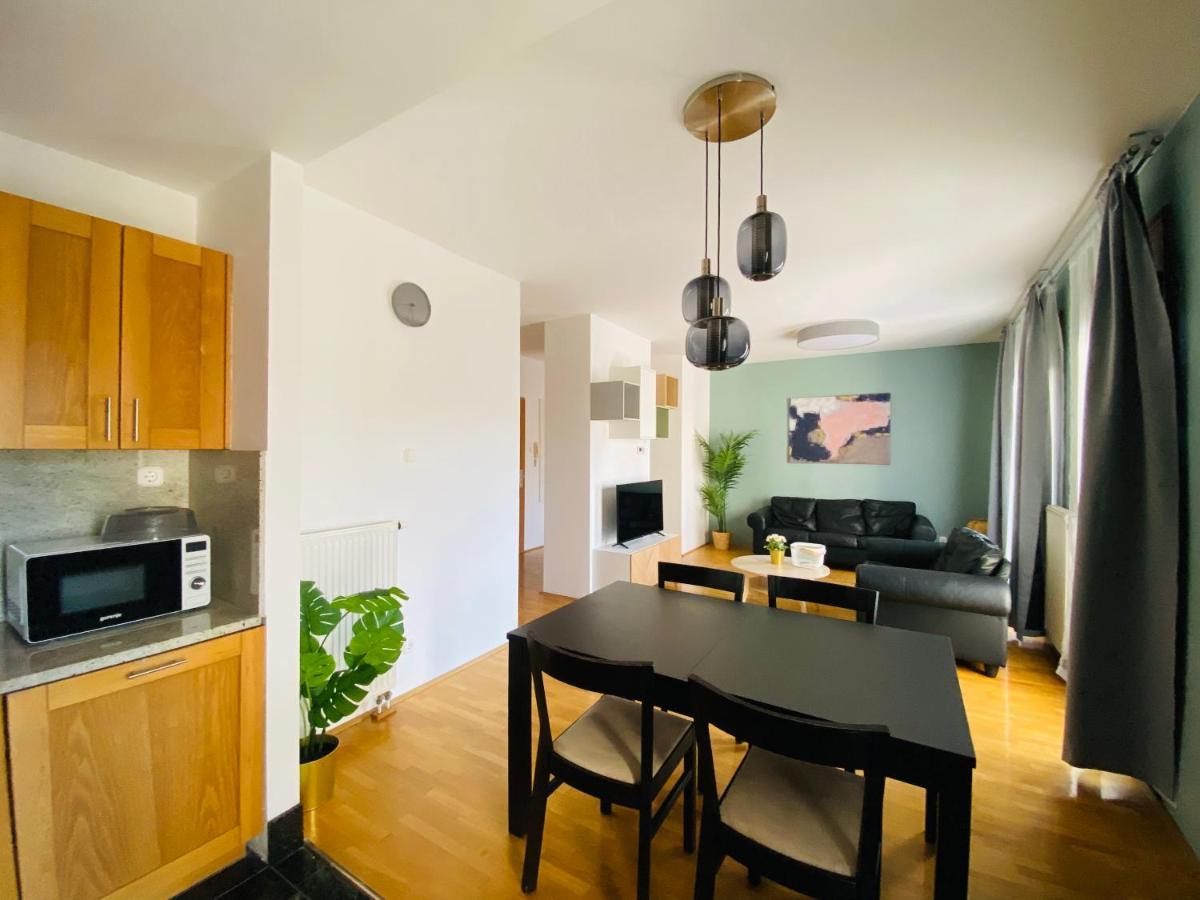K13 A4.4 Apartment บูดาเปสต์ ภายนอก รูปภาพ